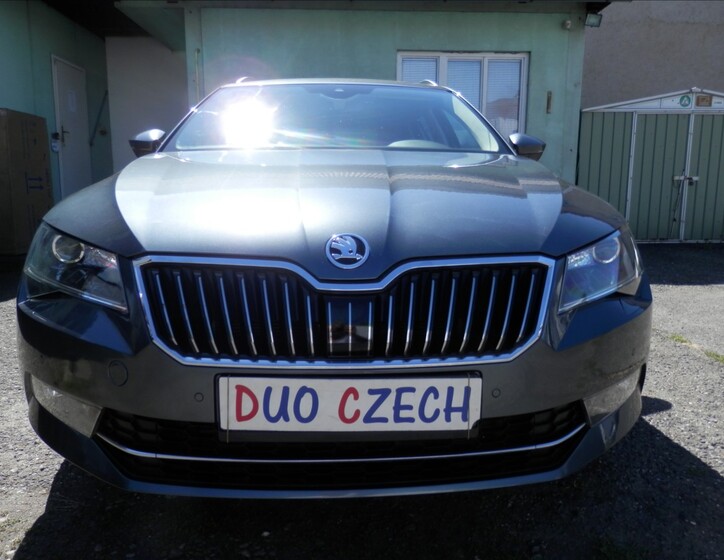Škoda Superb 1