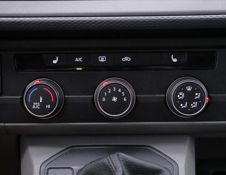Volkswagen Transporter 24