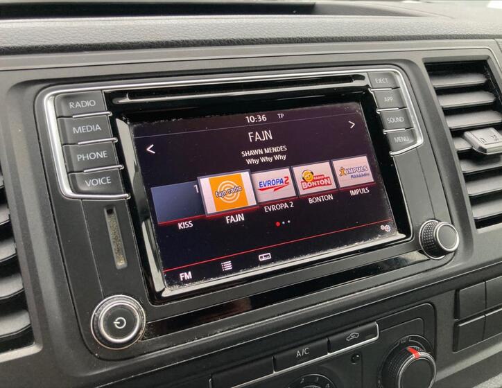 Volkswagen Transporter 24