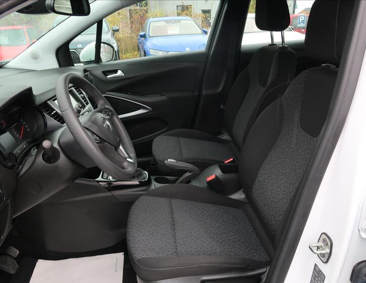 Opel Crossland X 12