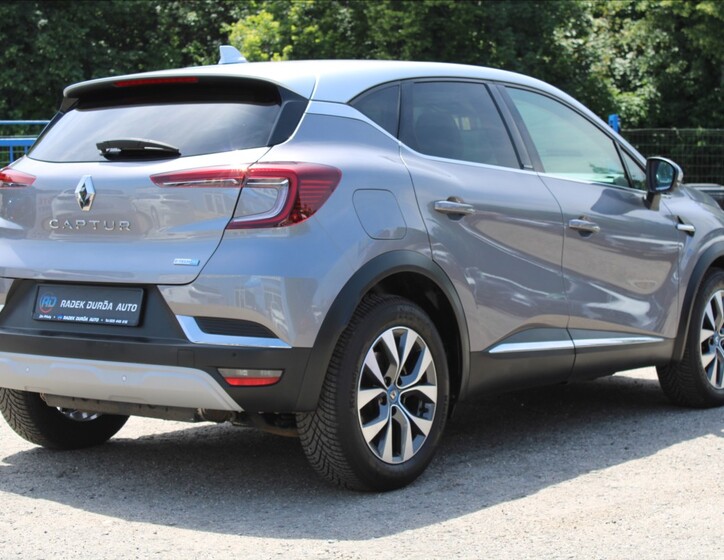 Renault Captur 5