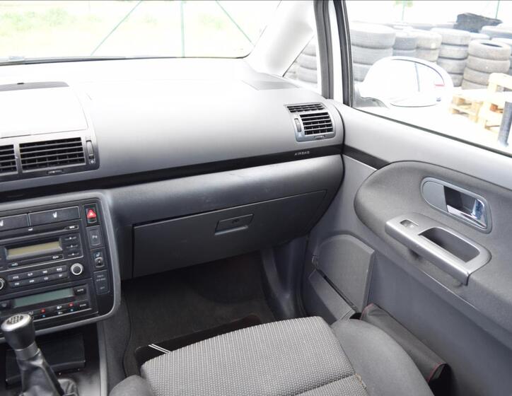 Seat Alhambra 28