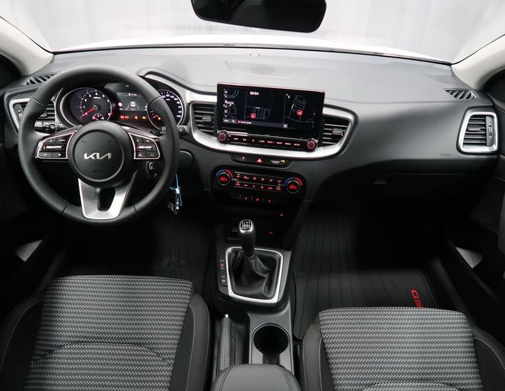 KIA Ceed 11