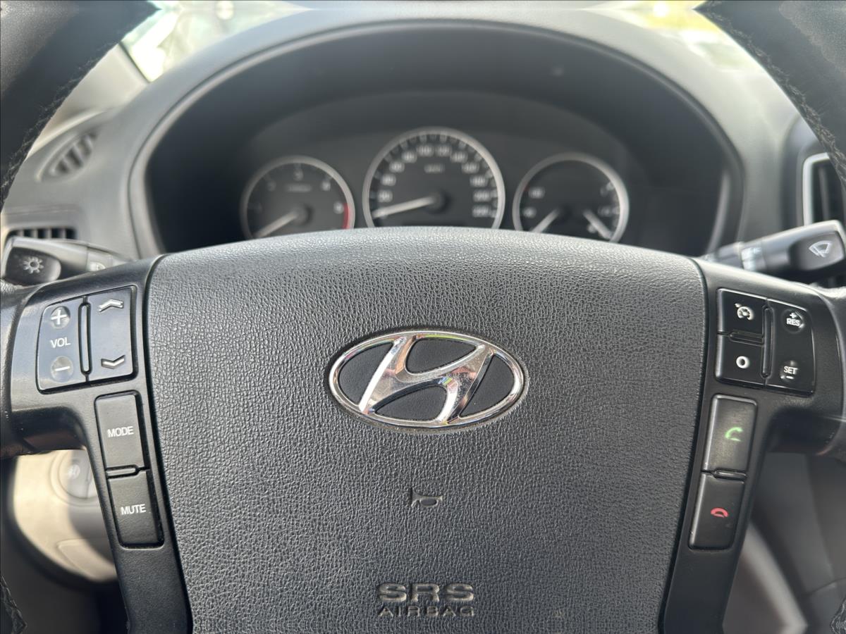 Hyundai H 1