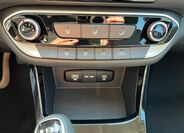 Hyundai i30 24