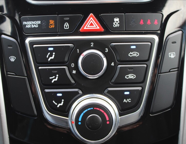 Hyundai i30 15