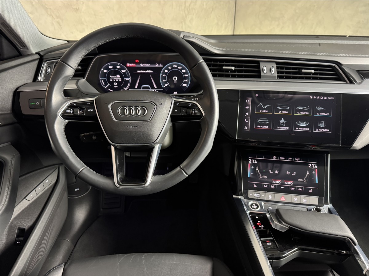 Audi e-tron