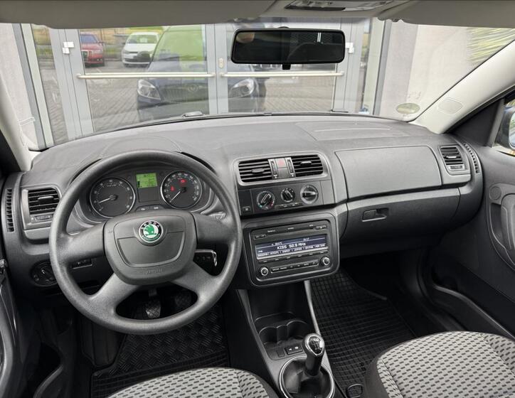 Škoda Roomster 14