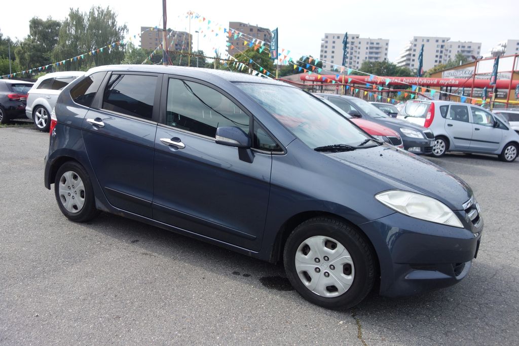 Honda FR-V