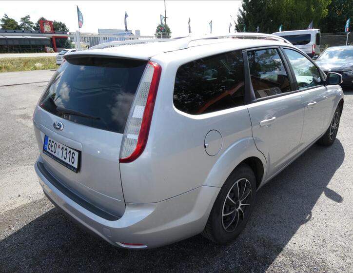 Ford Focus 7