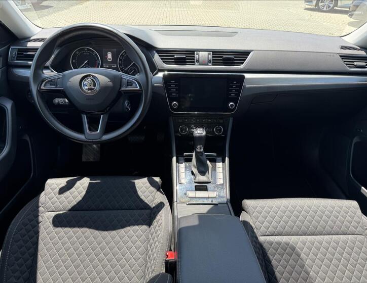 Škoda Superb 13