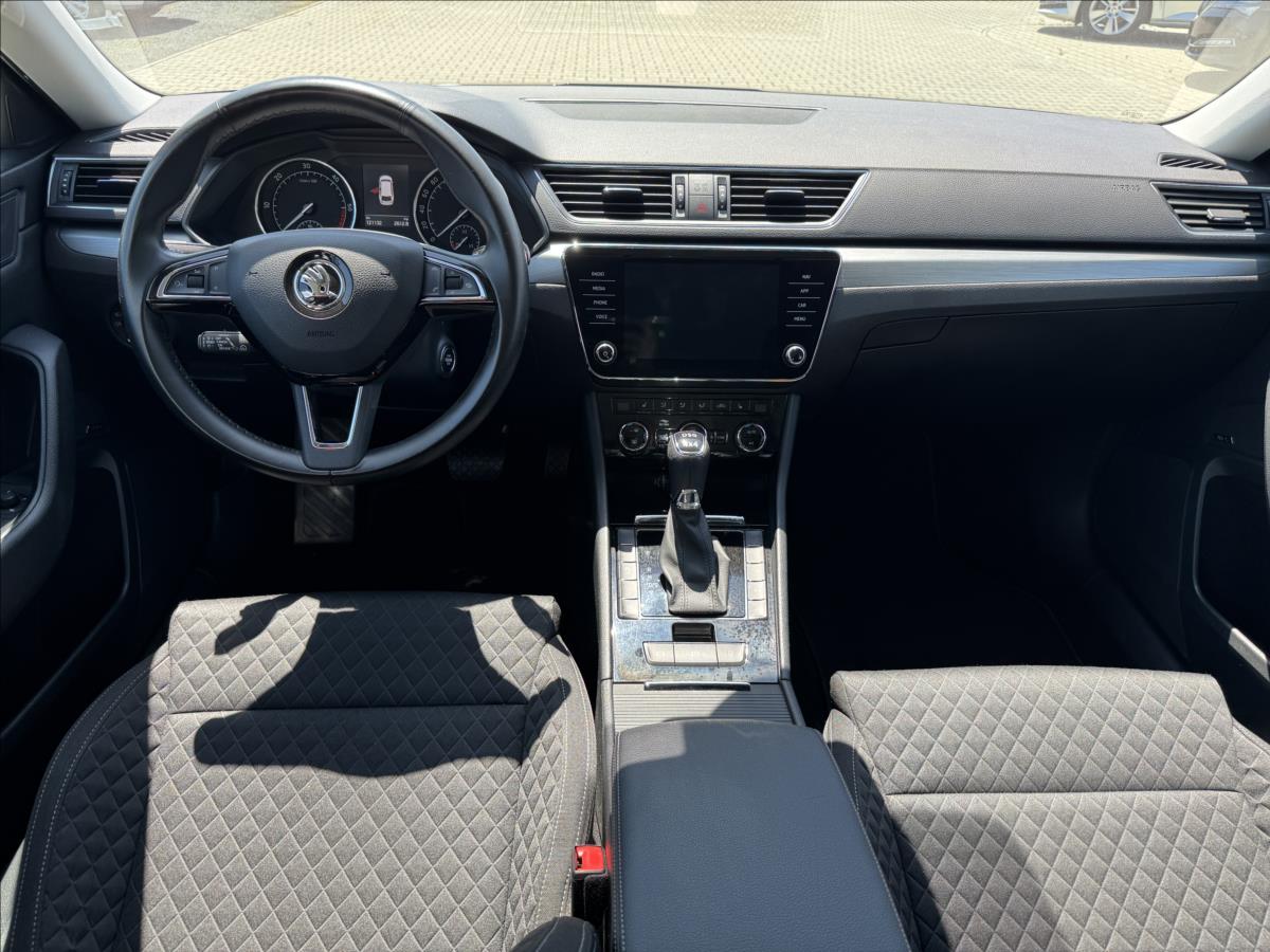 Škoda Superb