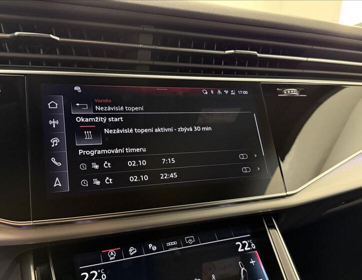 Audi Q8 20