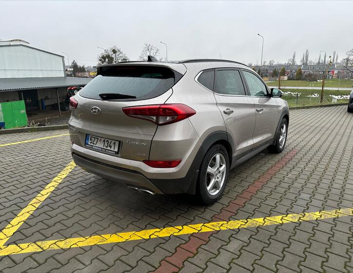 Hyundai Tucson 5