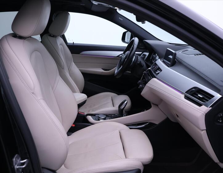 BMW X2 15