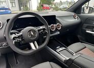 Mercedes-Benz EQA 10