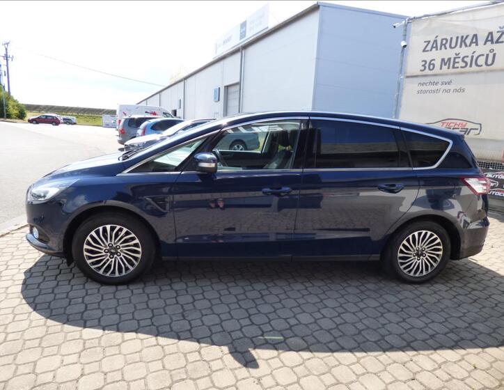 Ford S-MAX 5
