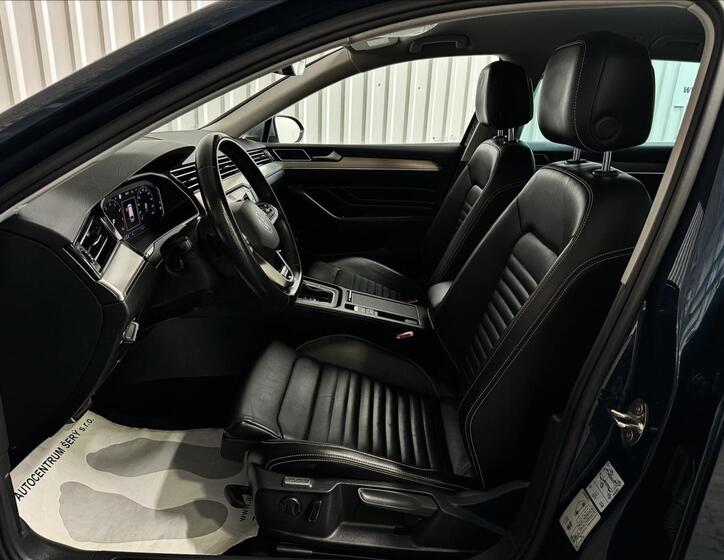 Volkswagen Passat 30