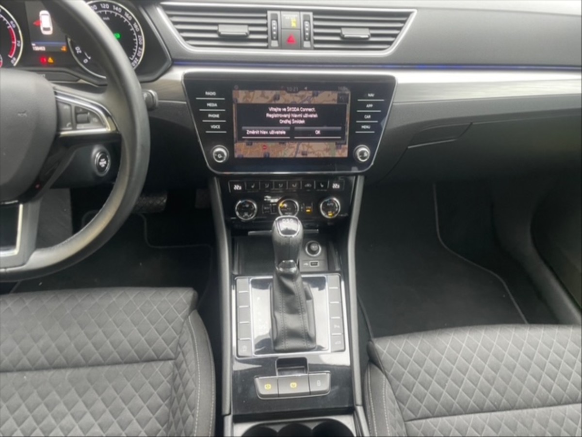 Škoda Superb