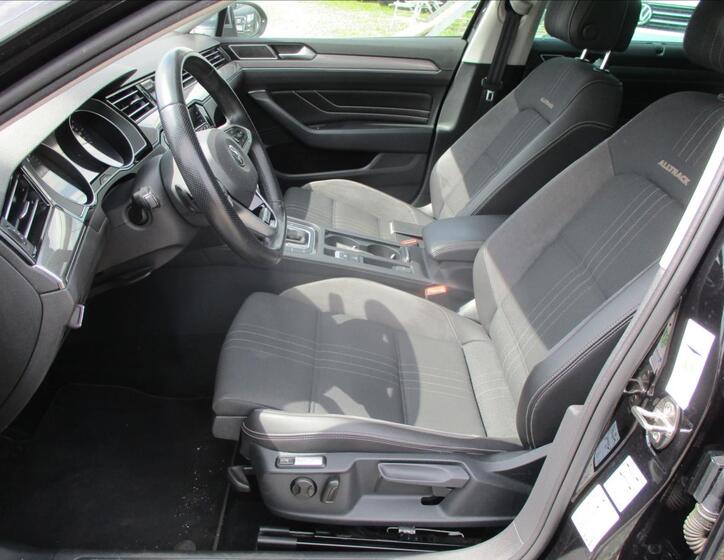 Volkswagen Passat 8