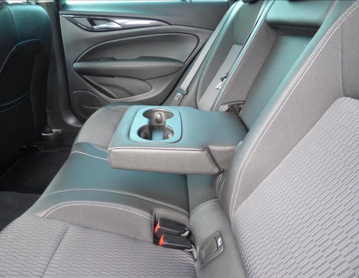 Opel Insignia 60