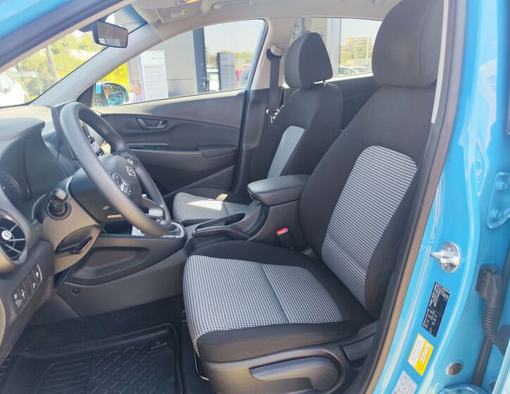 Hyundai Kona 12