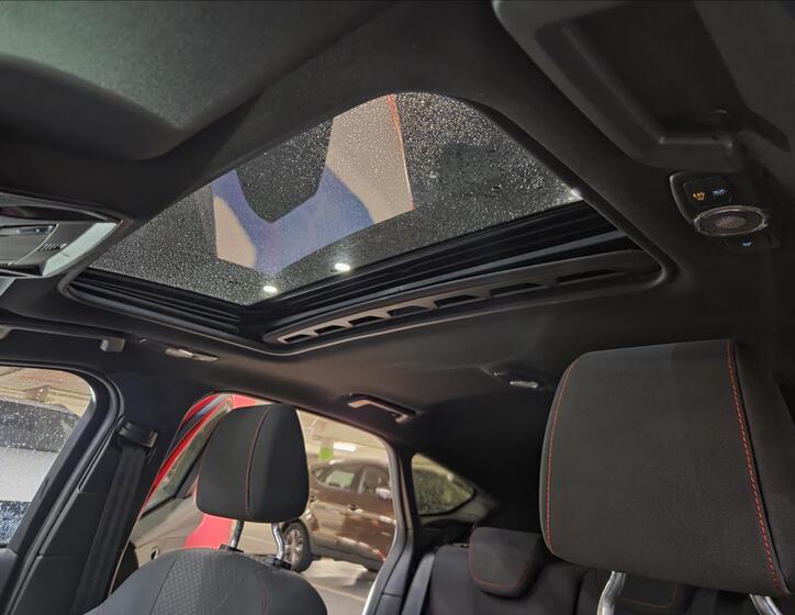 Ford Focus 23