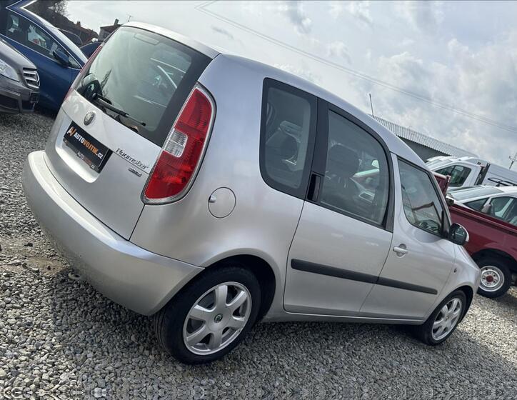 Škoda Roomster 5