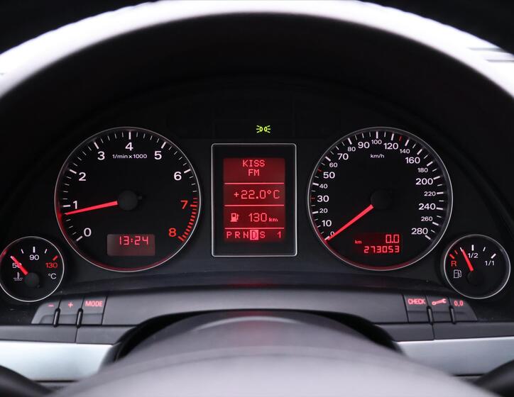 Audi A4 16