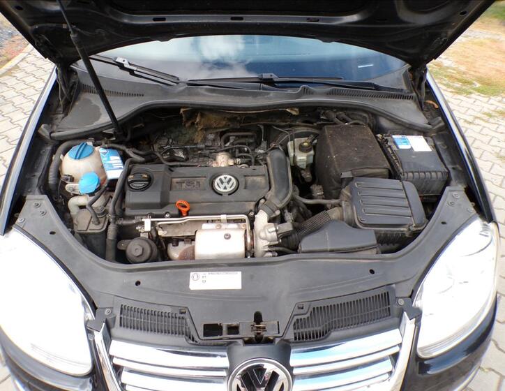 Volkswagen Jetta 19