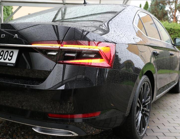 Škoda Superb 13