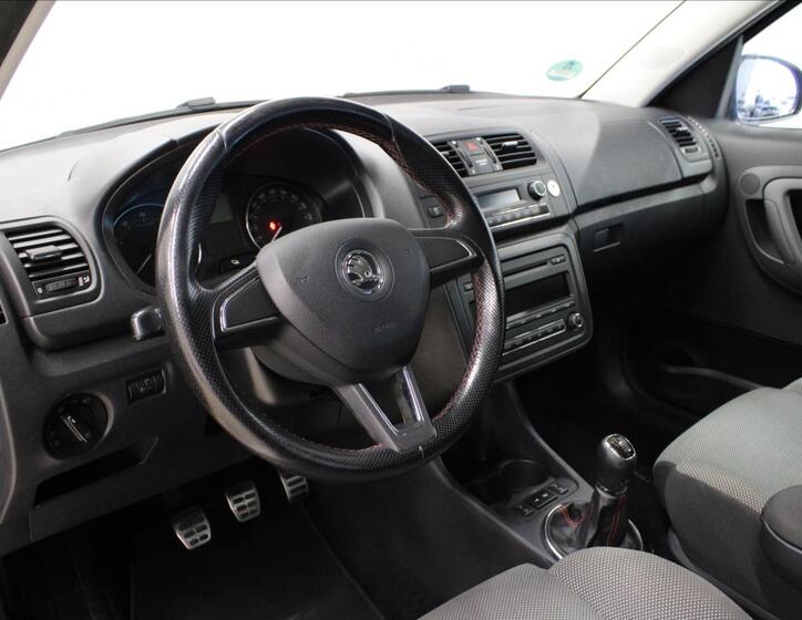 Škoda Roomster 10