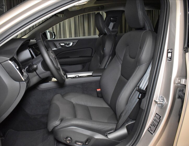 Volvo V60 16