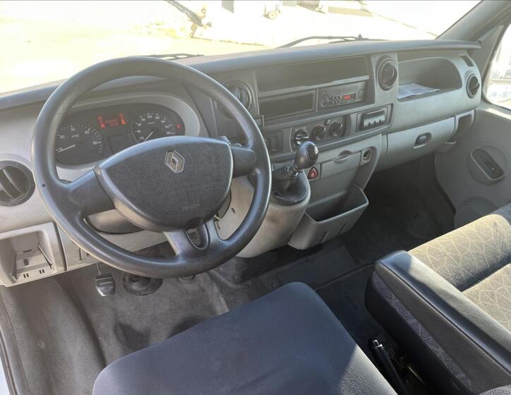 Renault Master 12
