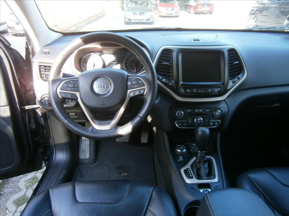 Jeep Cherokee