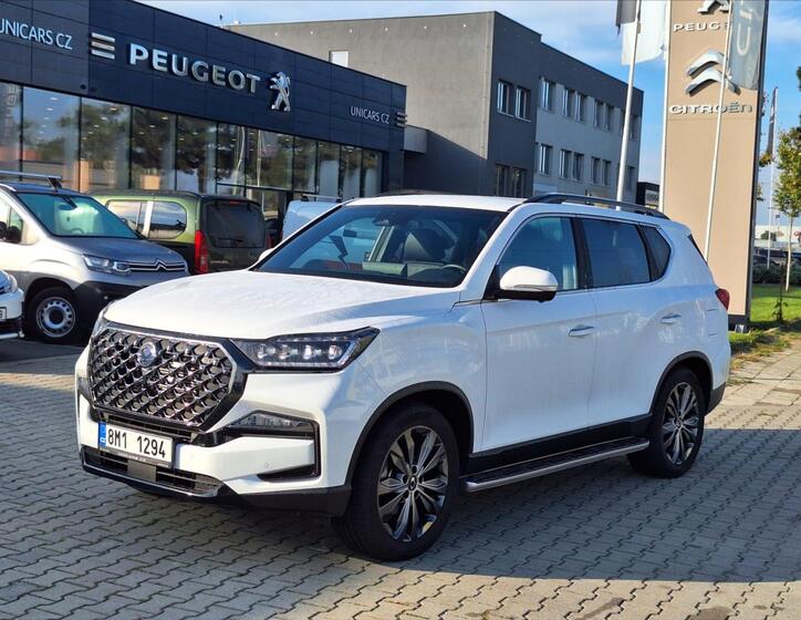 SsangYong Rexton 1