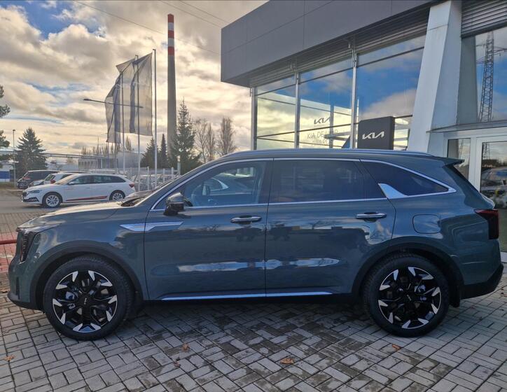 KIA Sorento 8