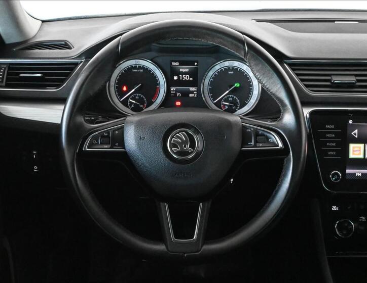 Škoda Superb 16