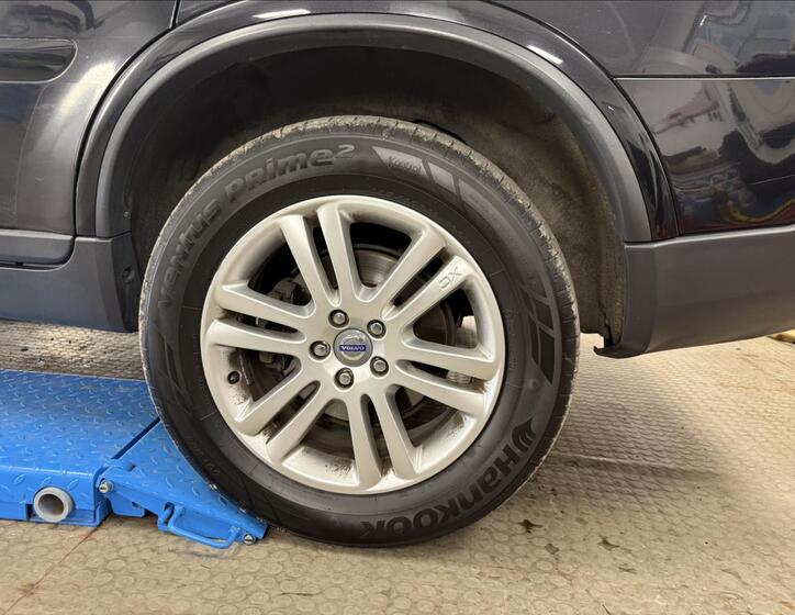Volvo XC90 27