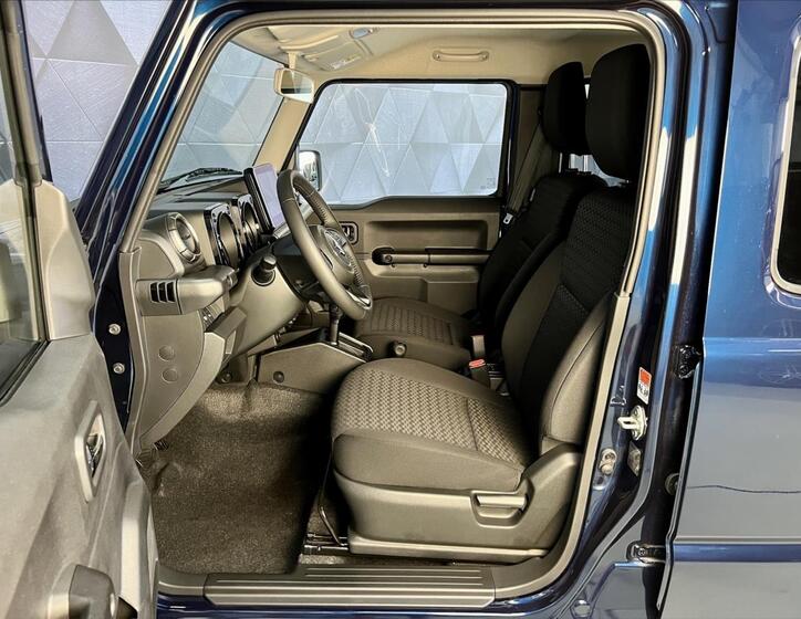 Suzuki Jimny 11