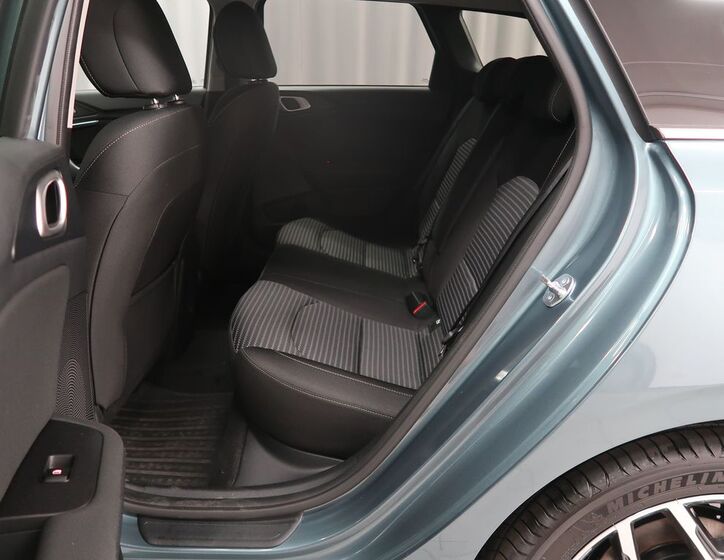 KIA Ceed 10