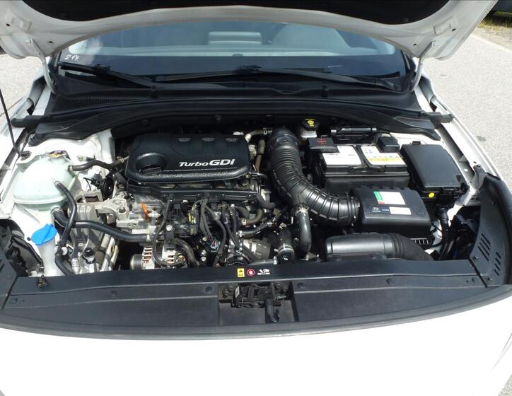 Hyundai i30 38