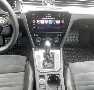 Volkswagen Passat 10