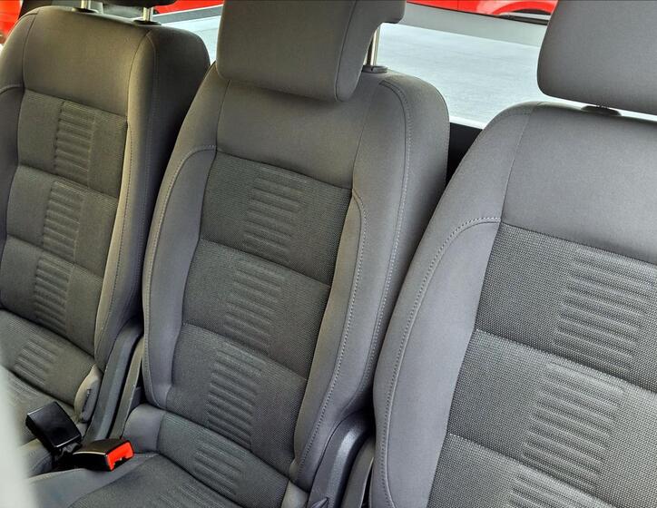Volkswagen Touran 16