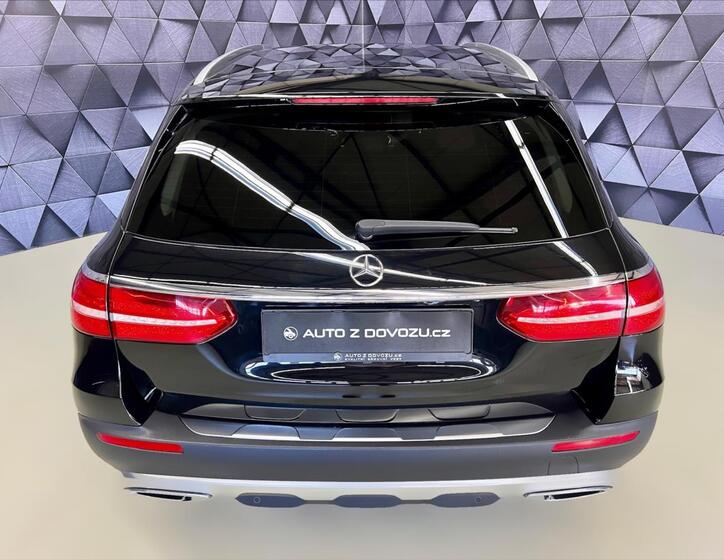 Mercedes-Benz Třídy E 6