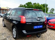 Peugeot 5008 4