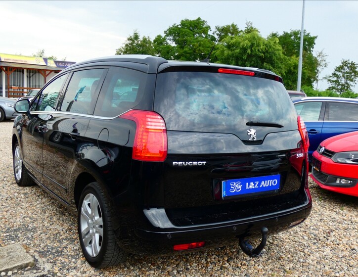 Peugeot 5008 4