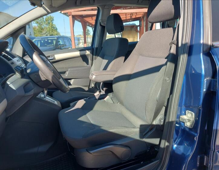 Opel Zafira 21