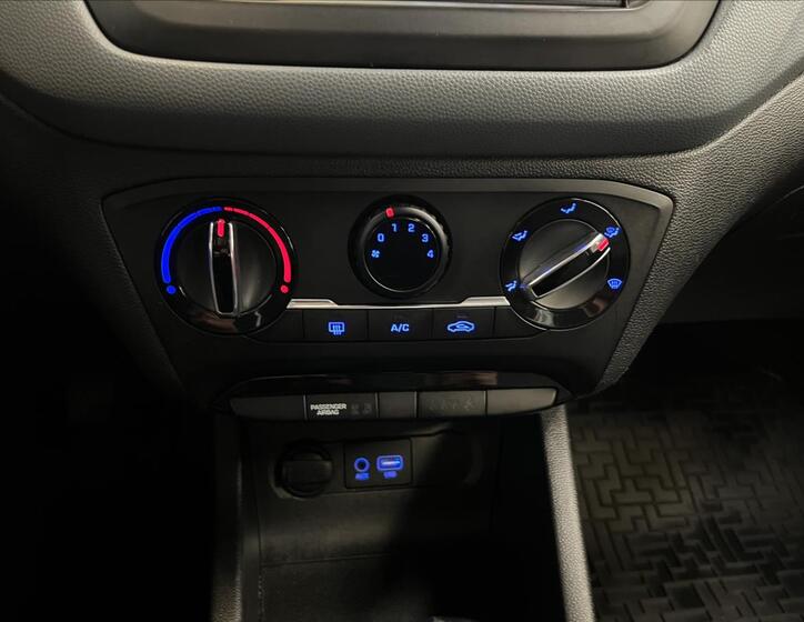 Hyundai i20 13