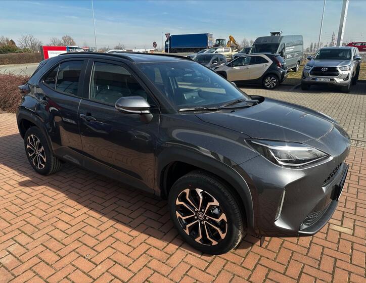 Toyota Yaris Cross 2